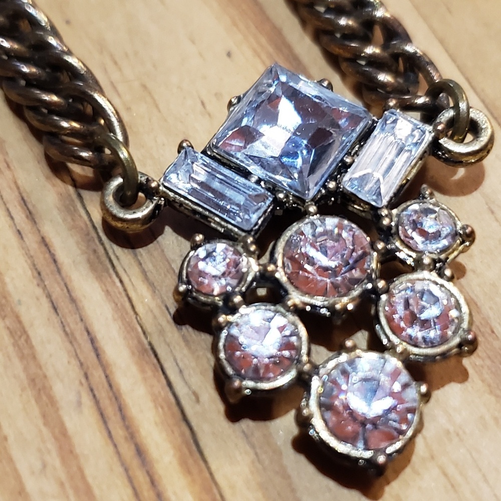 Beautiful crystal stone necklace